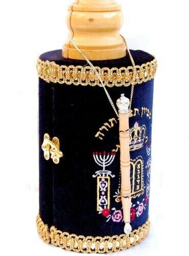 Scroll Book Hebrew Bible Sefer Torah Case Shield ַַ& Yad Pointer-fine 32 cm