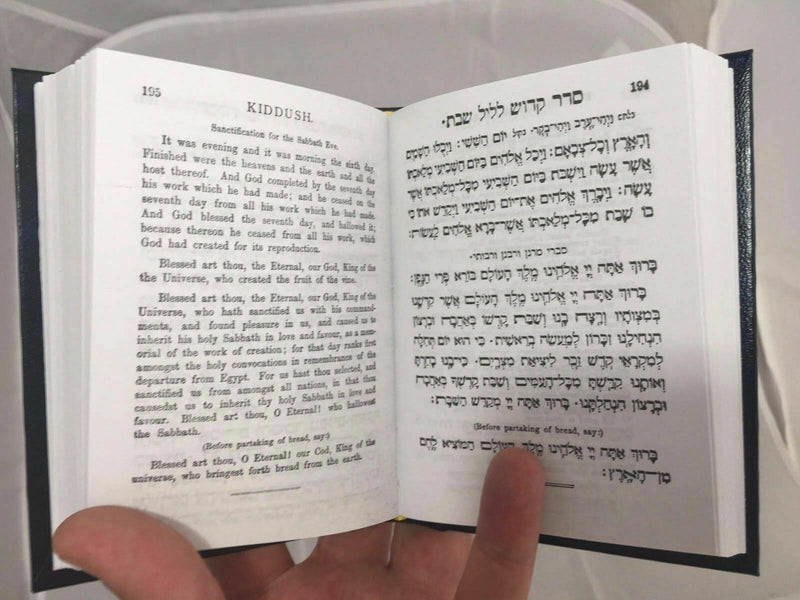 NEW SIDDUR Sidur Jewish Prayer Service Book Hebrew English Synagogue Pocket Size