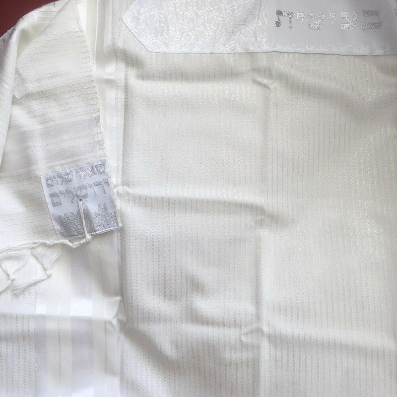 New 100% Wool Tallit Prayer Shawl Tavor White Size 55" L X 71"  Kosher Talitania